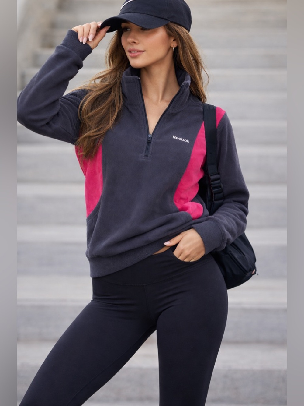 Reebok Gray Pink Fleece Half Zip Pullover Sweatshirt Athletic Sporty Size Small